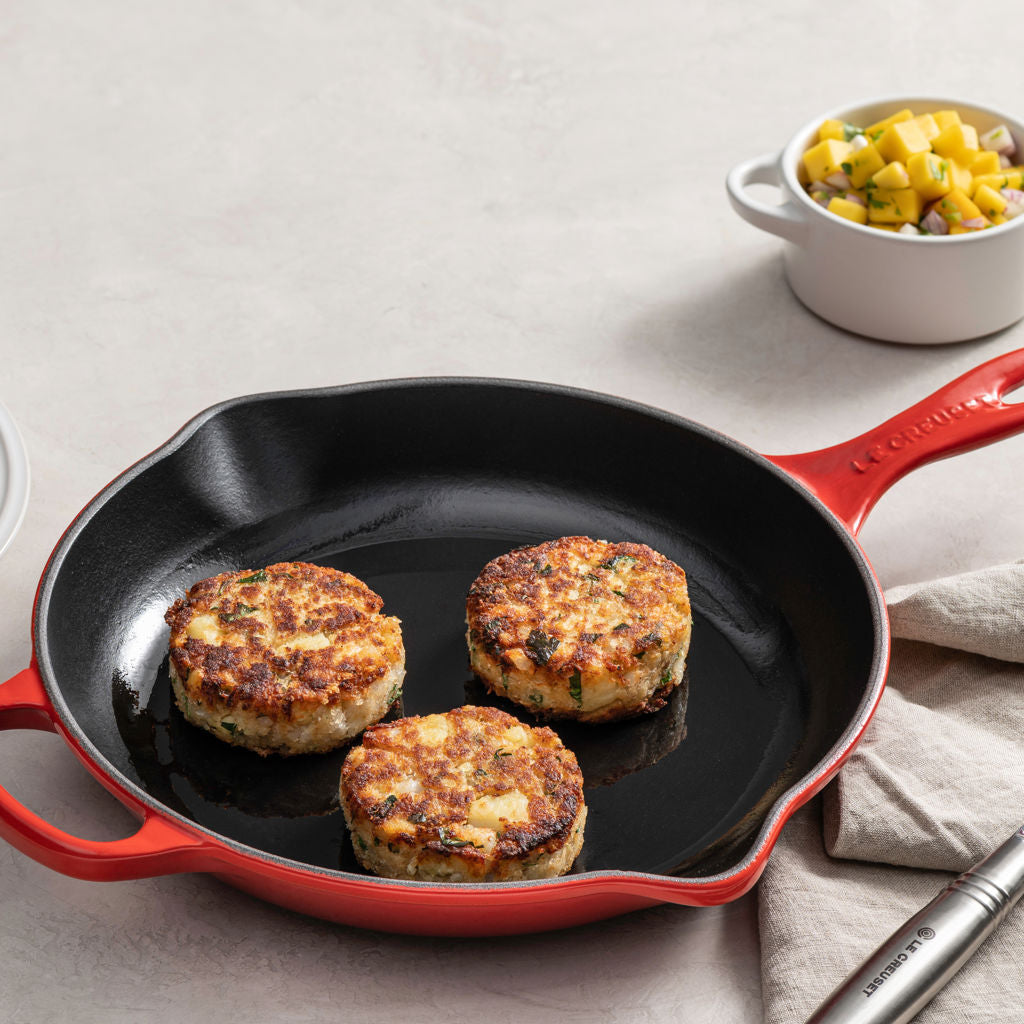 Le Creuset Enameled Cast Iron Signature Iron Handle Skillet